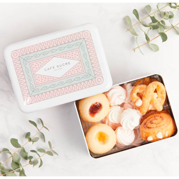 北欧クッキー缶