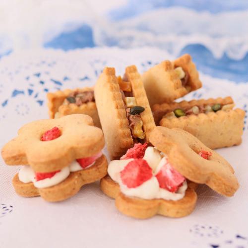 【ホワイトデー】花咲くフルリールと優雅なレクタン（いちご・オレンジ）