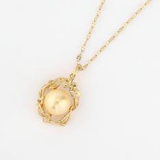 11mm白蝶ゴールデンパールペンダント