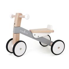 木の四輪バイク