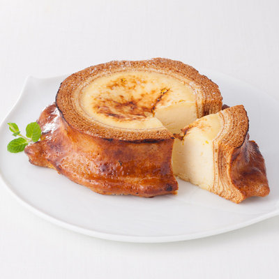 バウムチーズケーキ・クイーンズブリュレ