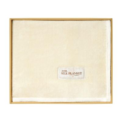 〈新品・未使用〉イタリア製 高級ラムウール100%毛布 高島屋オリジナル 新品・未使用〉イタリア製 高級ラムウール100%毛布 高島屋
