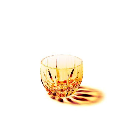 江戸切子 剣菱 クリスタルぐい呑（琥珀）