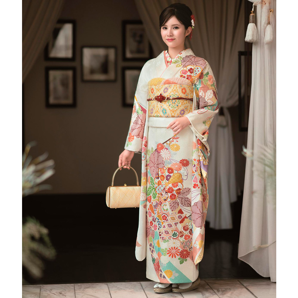 振袖（未仕立て品） 几帳に菊