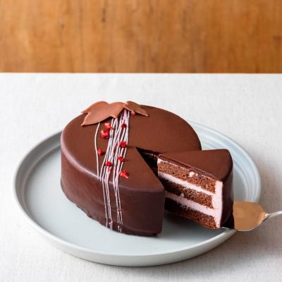 いちごザッハトルテ