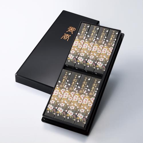 〈日本香堂〉宇野千代のお線香特撰淡墨の桜　塗箱8箱入