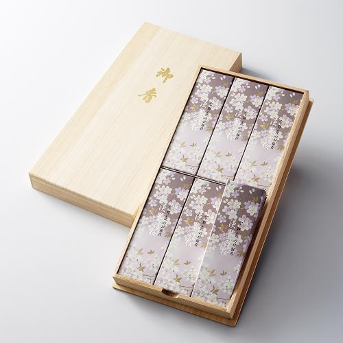〈日本香堂〉宇野千代のお線香 新・淡墨の桜　桐箱6箱入