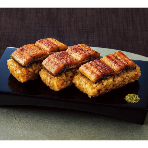 〈京料理 たん熊北店〉うなぎおこわ