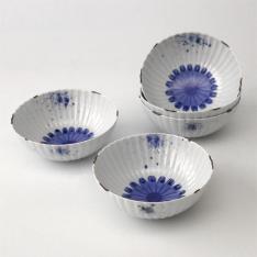 ＜有田焼＞染花絵　菊割小鉢揃