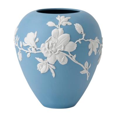 青い花模様の陶器花瓶　ベトナム　高島屋で購入 青い花模様の陶器花瓶 ベトナム 高島屋で購入