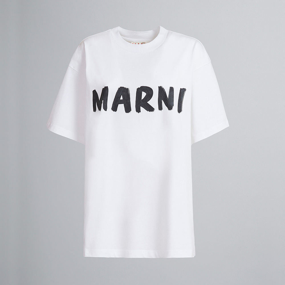 marni の人気ロゴTシャツです！