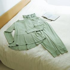 〈ReFa VITALWEAR〉モイストスムース　ロングスリーブプルオーバー＆ジョガーパンツ／レディース
