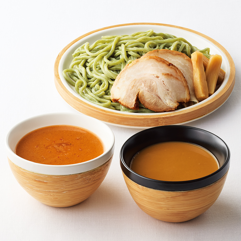 〈甲殻屋〉濃厚うにつけ麺と甘海老つけ麺の食べ比べ