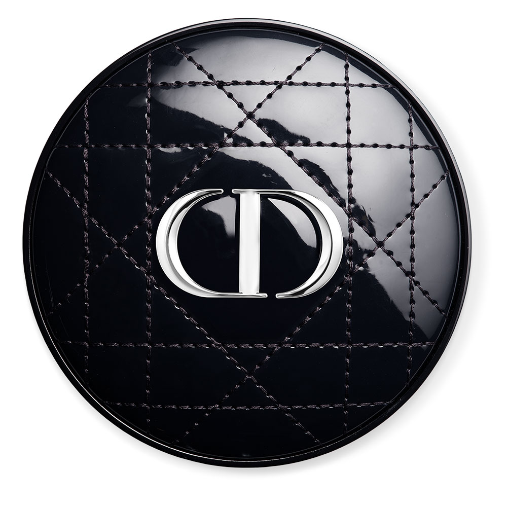 ディオールスキン フォーエヴァー クッション ケース DIOR