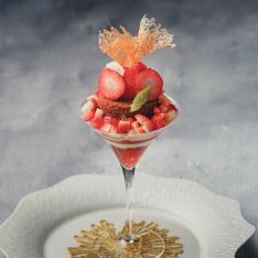 【来店予約／日本橋店／1月27日（火）】＜延命寺 美也氏＞苺と蕗の薹のショコラなパフェとEMMEなプティフールセット