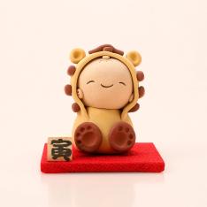 ＜夢わらべっこ陶舎＞着ぐるみ干支「寅」