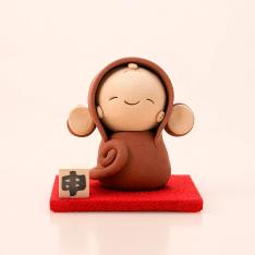 ＜夢わらべっこ陶舎＞着ぐるみ干支「申」