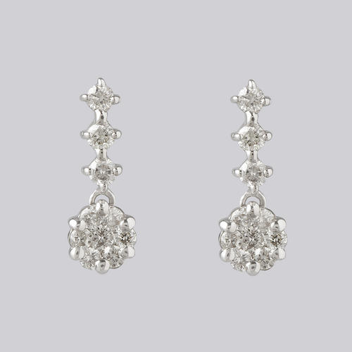Ptダイヤピアス