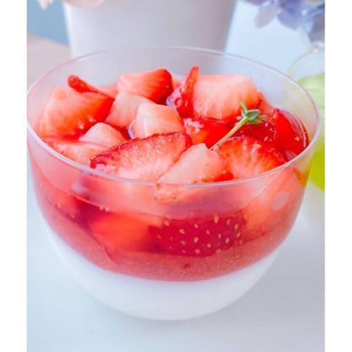 【店頭受取／新宿店】＜一朶（いちだ）＞苺の寒天杏仁【5月16日（土）午後4時30分以降】