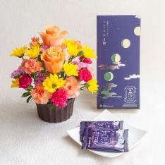 【敬老の日】生花アレンジメント 秋月&祇園辻利「抹茶ゴーフレット つじりの月」セット