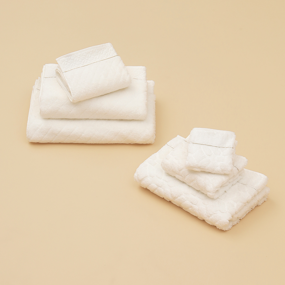 【響宴】今治タオル［HIGUCHI YUKO］ 新品未使用 2枚 ヒグチユウコ - 【響宴】 柴咲コウ 今治タオル HIGUCHI YUKO