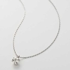 Ｐｔダイヤ０．３カラットペンダント