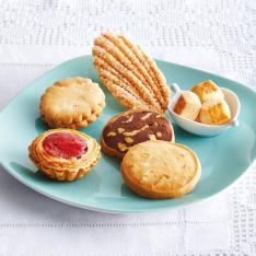 〈銀座ウエスト〉ドライケーキ