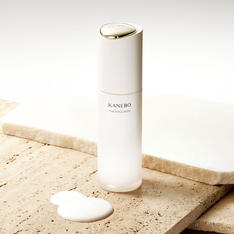 ザ　エマルジョン（医薬部外品）