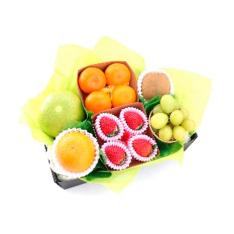 ［紅まどんな・シャインマスカット・いちご・みかん］旬のフルーツギフト12A