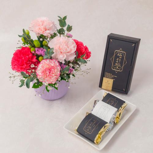 【母の日】アレンジメント　Chouchou　Mama（シュシュママ・PK）＆宇治茶「祇園辻利」がとーぶぶフィナンシェセット