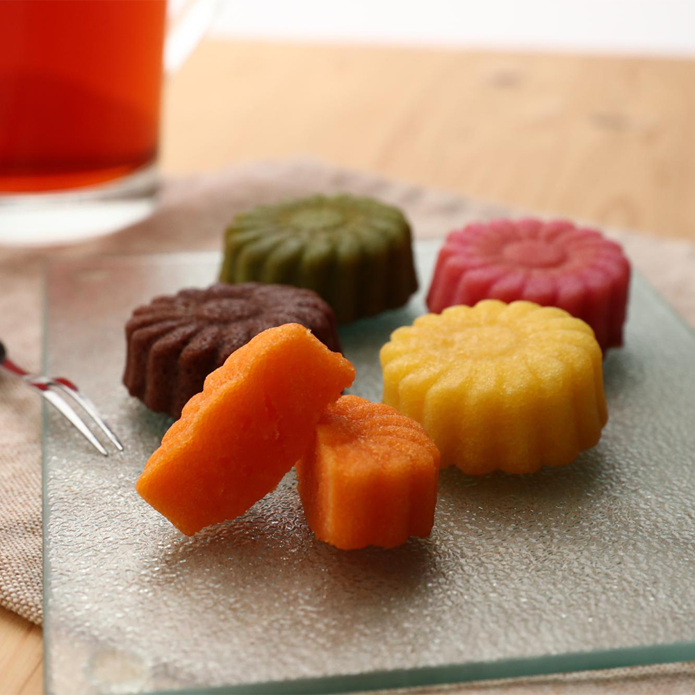 赤箱入り フルーツフィナンシェ10個