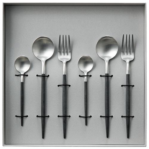 〈クチポール〉ゴアブラック×シルバー デザート＋ティースプーン6本ギフトセット