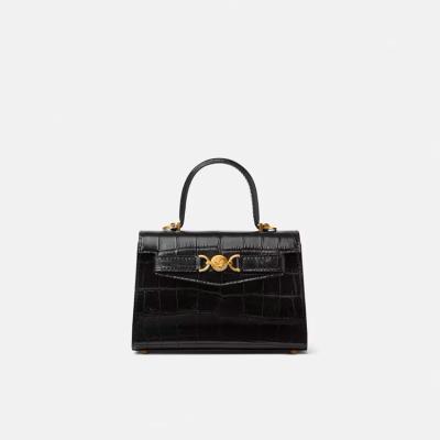 アカウント０５❣️高島屋で購入❣️48ヴェルサーチ黒ジャケット❣️超美品❣️ VERSACE（ヴェルサーチェ） | バッグ | ラグジュアリー | 高島屋