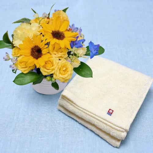 【父の日】ひまわりのアレンジとスリムバスタオル
