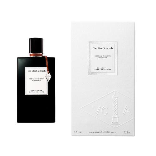 コレクシオン エクストラオーディネール ムーンライト チェリー オーデパルファム