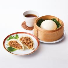 ＜渡辺バークシャー＞九州産黒豚豚まん