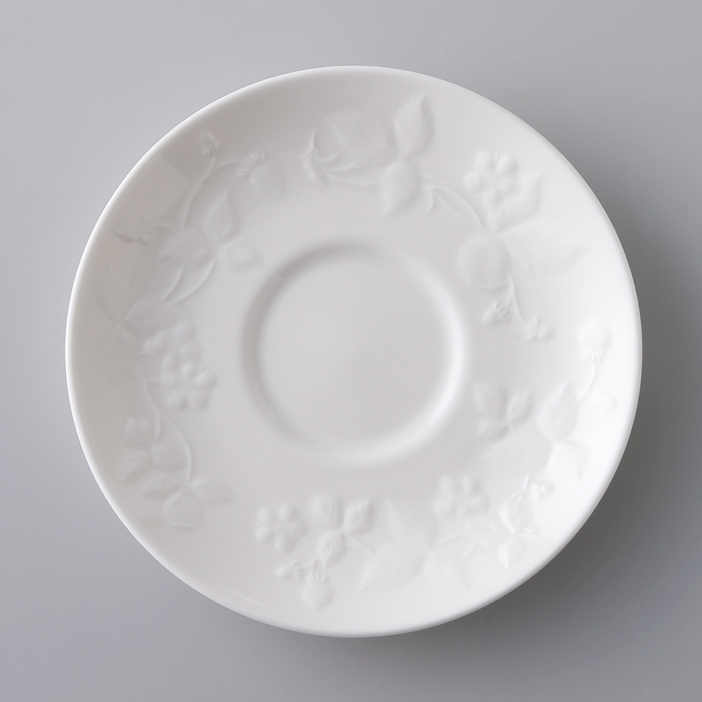 ワイルドストロベリーホワイト ティーカップ ソーサー ペア 商品詳細 高島屋オンラインストア