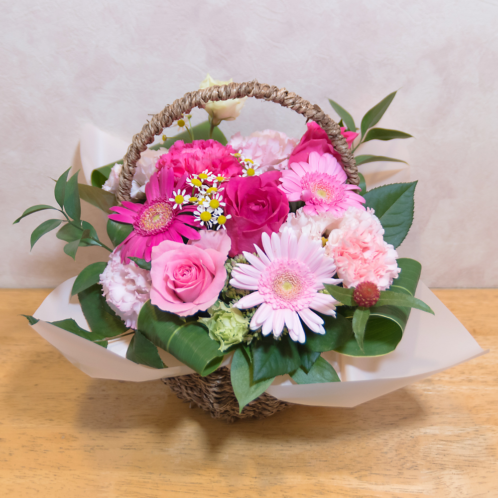 お花畑のような花カゴアレンジメント ピンク 商品詳細 高島屋オンラインストア お花畑のような花カゴアレンジメント ピンク 商品詳細 高島屋オンラインストア