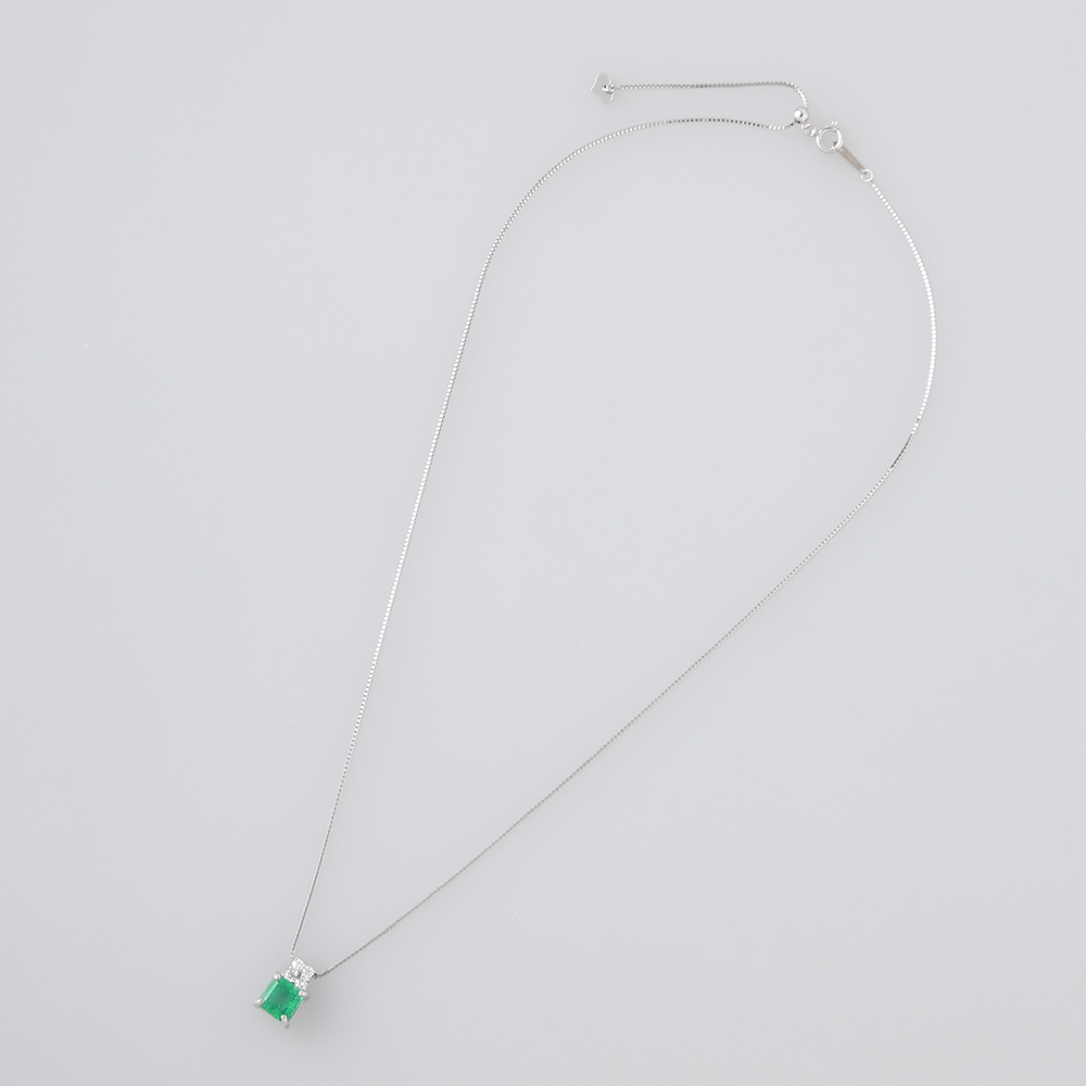 1ct PTエメラルドペンダント Pt1.0ctエメラルドペンダント | 商品詳細 | 高島屋オンラインストア