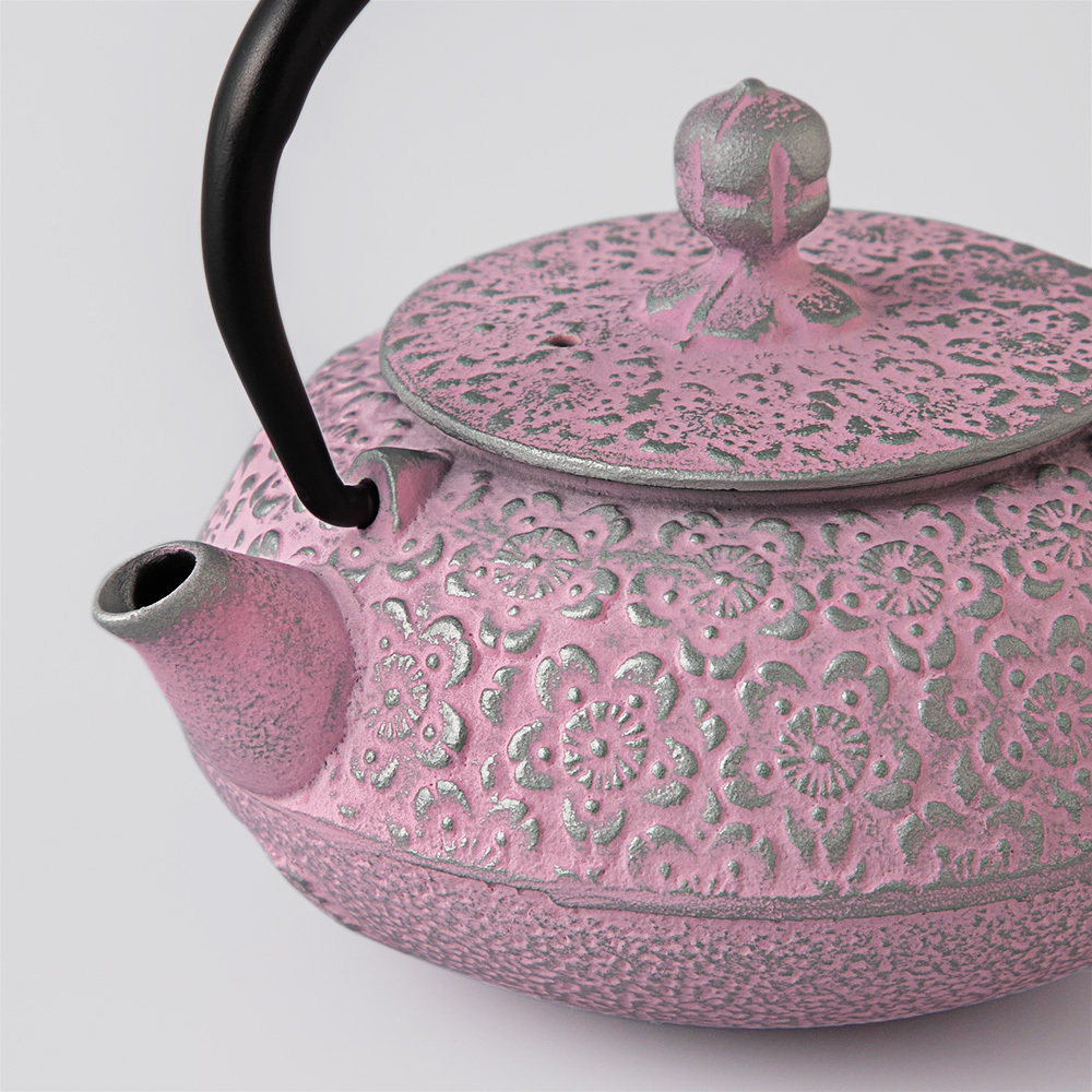 名人造 名工 ？ 在銘 桜尽 桜尽紋 摘み 桜紋 桜模様 大きめ 鉄瓶 大