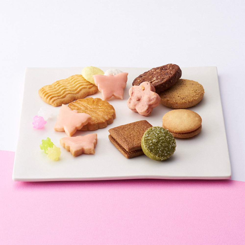 デパ地下スイーツやオンライン限定品も【洋菓子】
