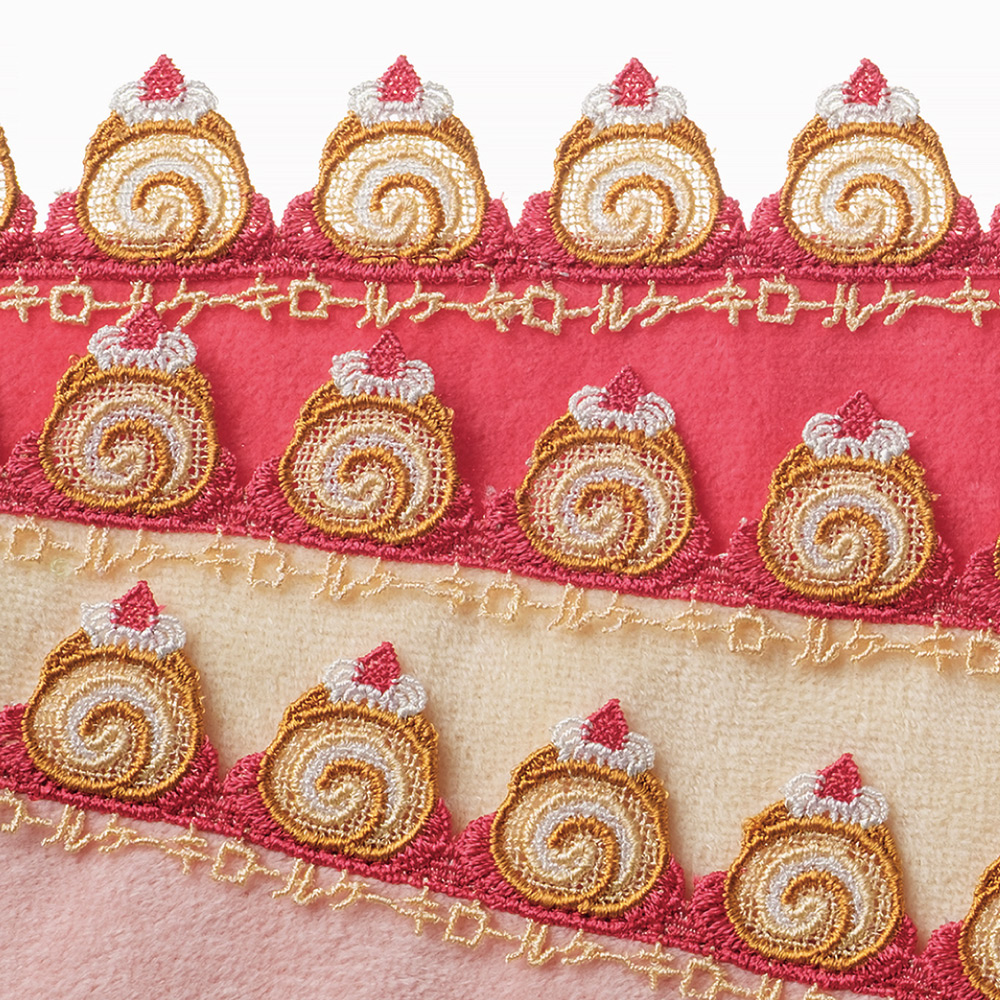 心ときめく〈近沢レース〉のシーズンタオルハンカチ