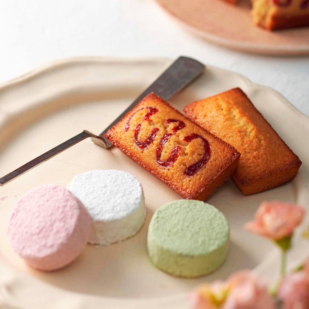 四季を感じる”にっぽんの洋菓子”＜HIBIKA＞