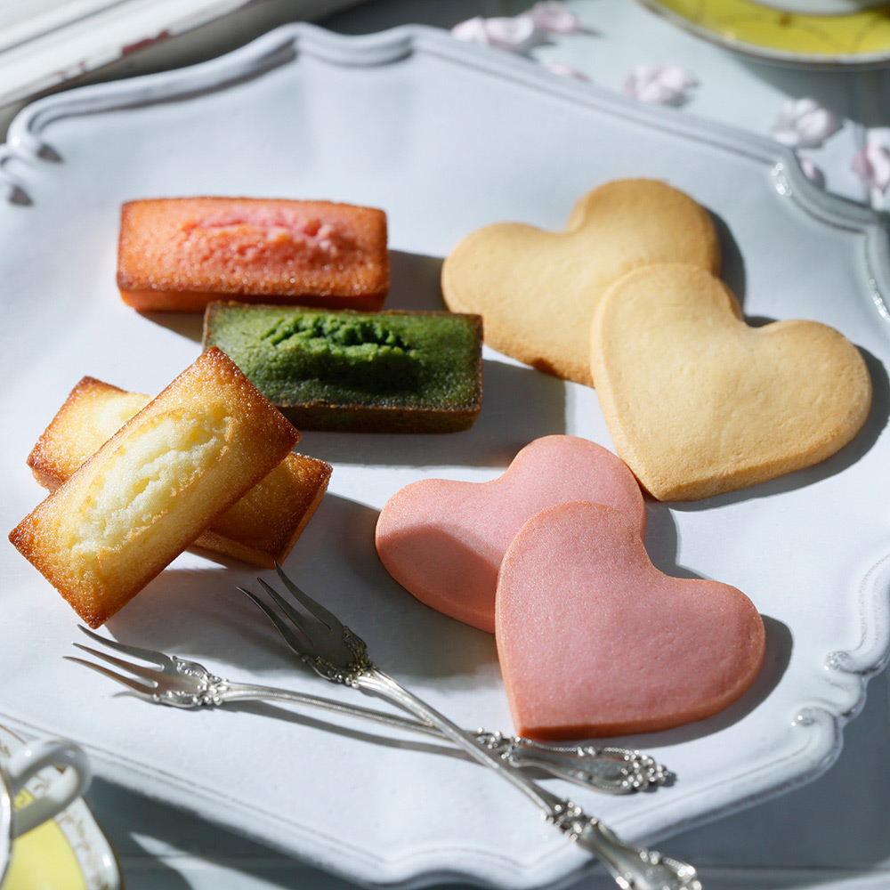 季節限定のいちごスイーツをお見逃しなく！