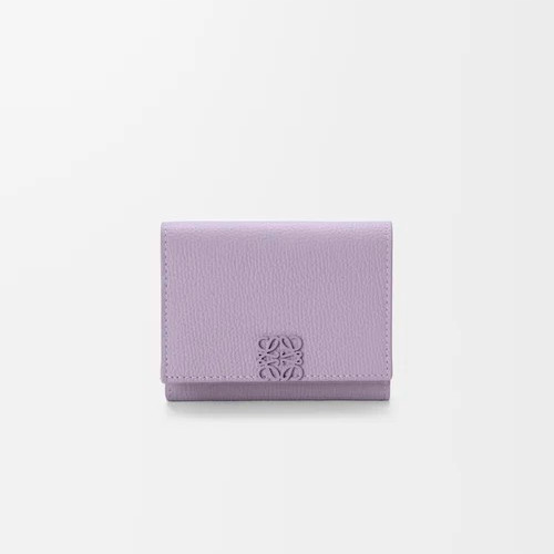 ＜LOEWE＞新着アイテムをチェック！