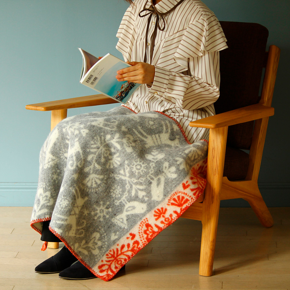 ＜クリッパン＞ミニブランケットで手軽にあたたかく過ごしませんか