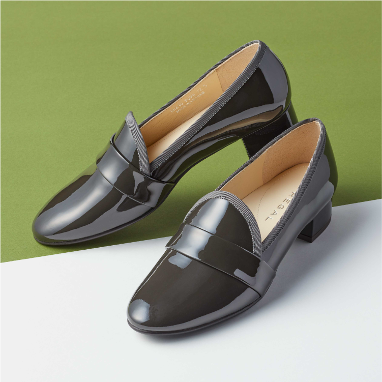エナメルパンプス 17,600円