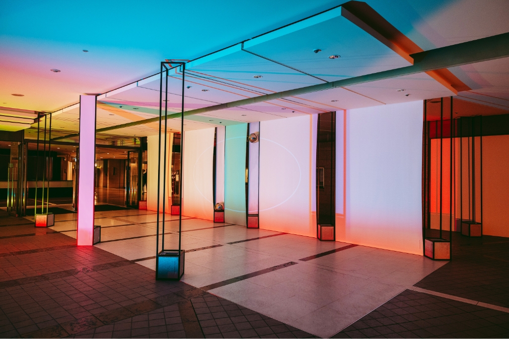 [ 発光 × 干渉 × 鑑賞 ]者